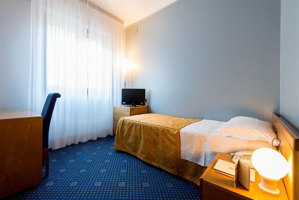 Hotel Terme Vittorio Veneto Exterior photo